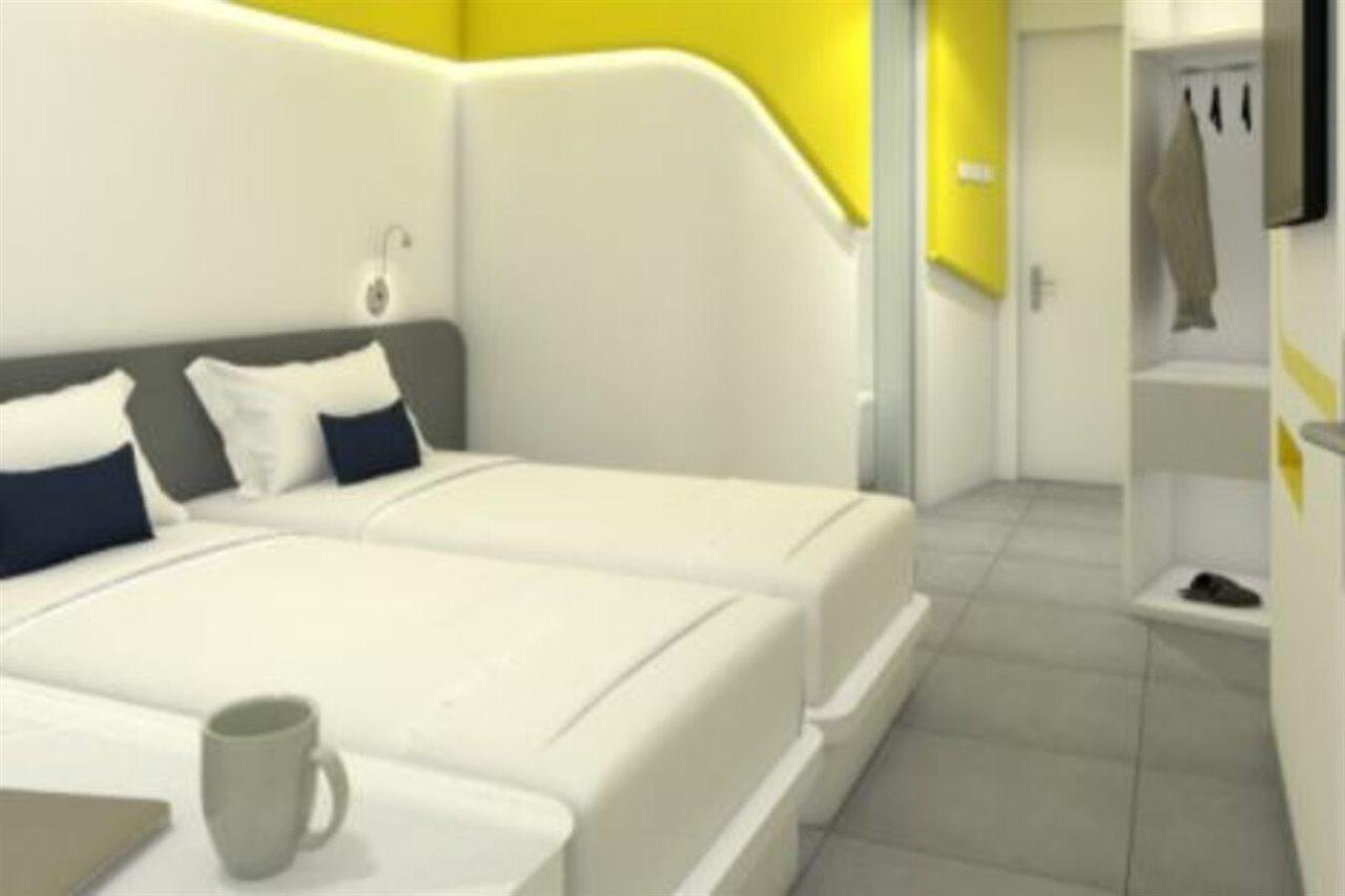 Yello Hotel Kuta Beachwalk Bali Exterior foto
